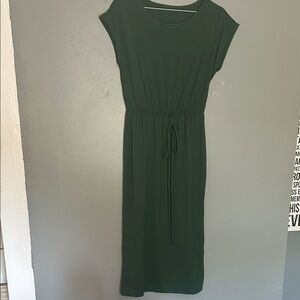 SHEIN Dark Green Midi Dress